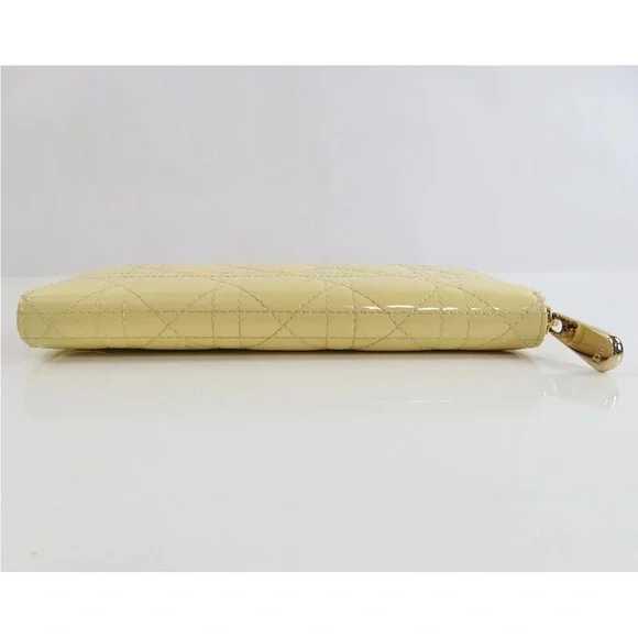 Dior Beige Quilted Women's Wallet - Picture 6 of 15
